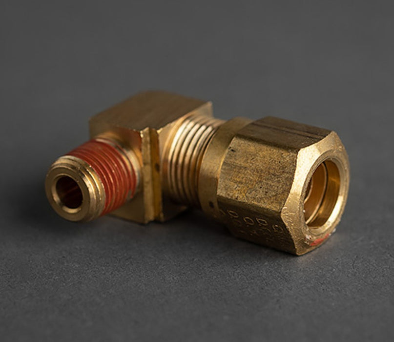 3/8in Tube to 1/8in Male Pipe 90° Brass Elbow
